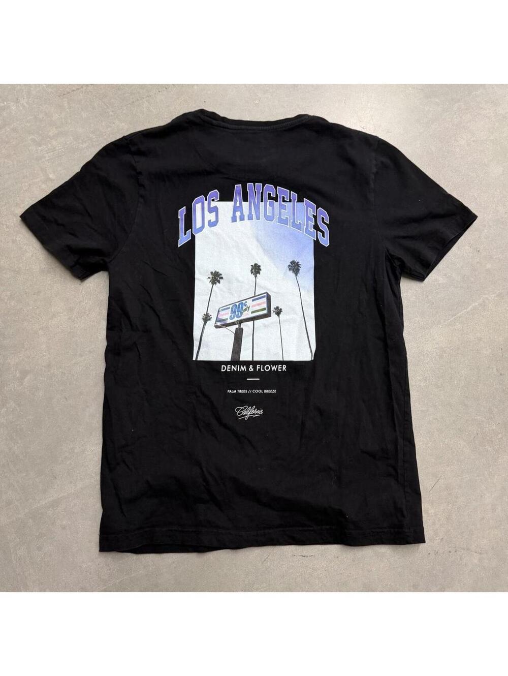 Y2K Men's Los Angelas Black Graphic Tee Denim & Flower Sized Large